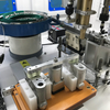 Máquina de fijación de tornillos con operación de alta velocidad y accionamiento de servomotor para la fabricación de electrónica