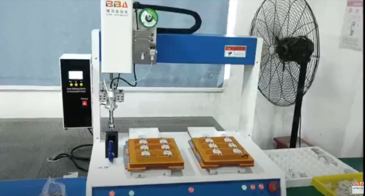 Equipo automático de soldadura con plataformas de trabajo duales, precio de fábrica de China