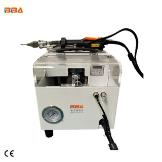 Herramienta eléctrica de fijación de tornillos con sistema de retroalimentación inteligente utilizada en tareas de mantenimiento automotriz