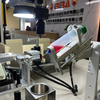 Máquina ensambladora de insertos roscados completamente automática con inspección visual CCD, alimentación automática, apriete de precisión con verificación de asiento y tapa de ensamblaje antidesalineación/antideformación.