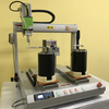 Máquina atornilladora automática de tornillos de doble estación, máquina ensambladora de tornillos de radiador electrónico, máquina para tornillos con alarma de tornillo antipérdida
