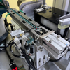 Máquina de instalación de insertos roscados completamente automática de escritorio; Máquina automática de ajuste a presión para insertos autorroscantes y roscados; Equipos de refuerzo y montaje de roscas para ferretería y Pla.