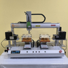 Robot atornillador de doble servo de escritorio personalizado; atornilladora de alta velocidad y doble estación para carcasas de plástico de control remoto de pequeños electrodomésticos; Máquina atornilladora de PCB.