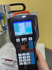 Máquina dispensadora de escritorio servoaccionada de alta precisión; microdispensación de sensores del tablero de protección de baterías; Equipos de sellado para pequeños componentes electrónicos de nuevas energías.